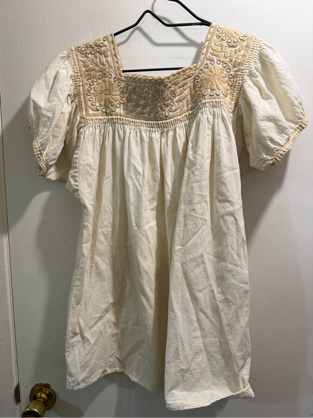 Vtg Babydoll Heavy embroidery Cream Embroidered Puff-Sleeve Dress